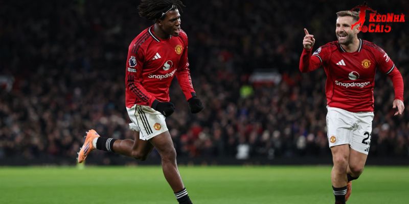 Newcastle vs Man Utd có tín hiệu trái ngược nhau